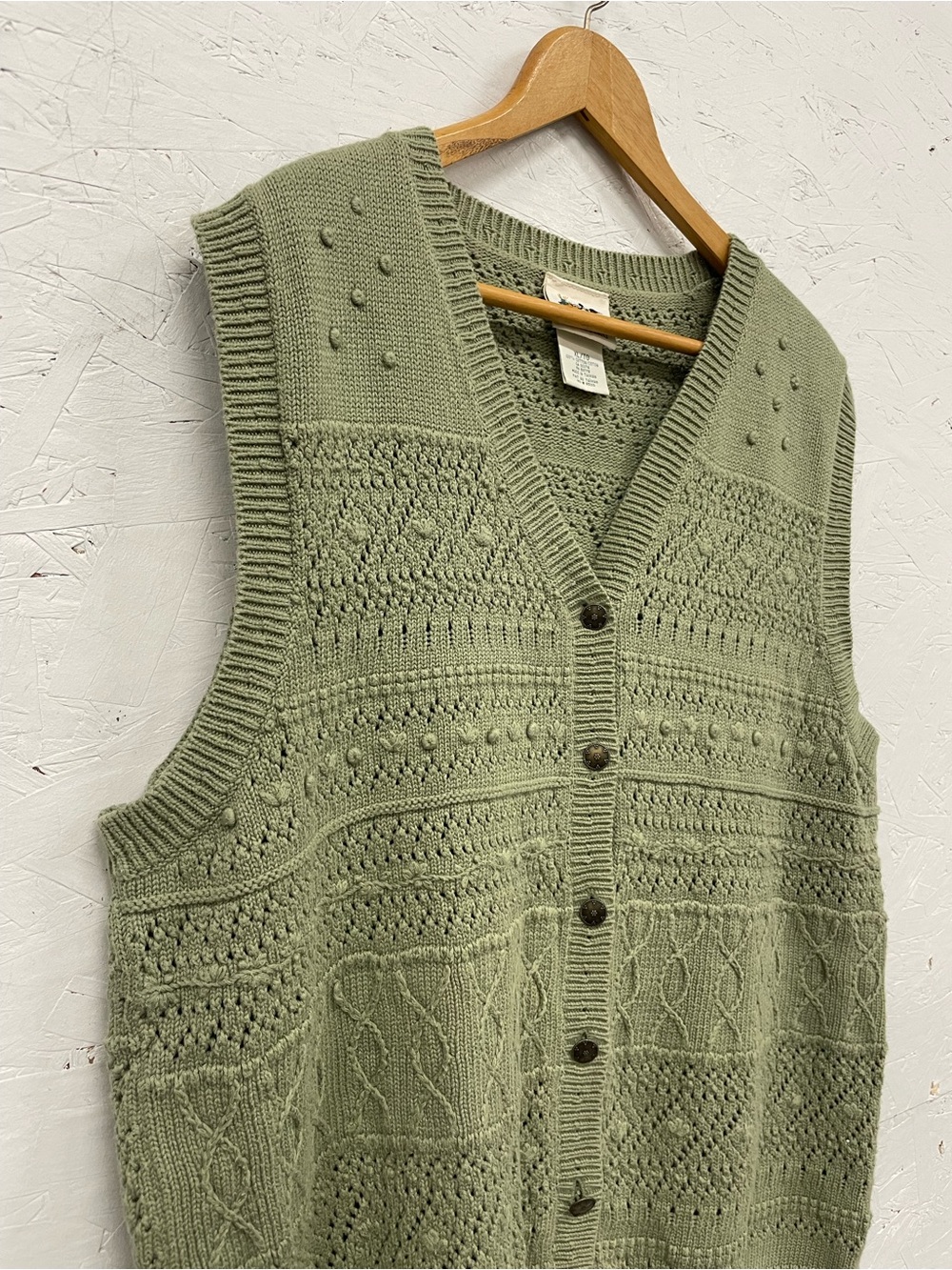 Vintage Northern Reflections Floral Knit Button Down Sweater Vest, Size XL, Sage - Picture 5 of 8